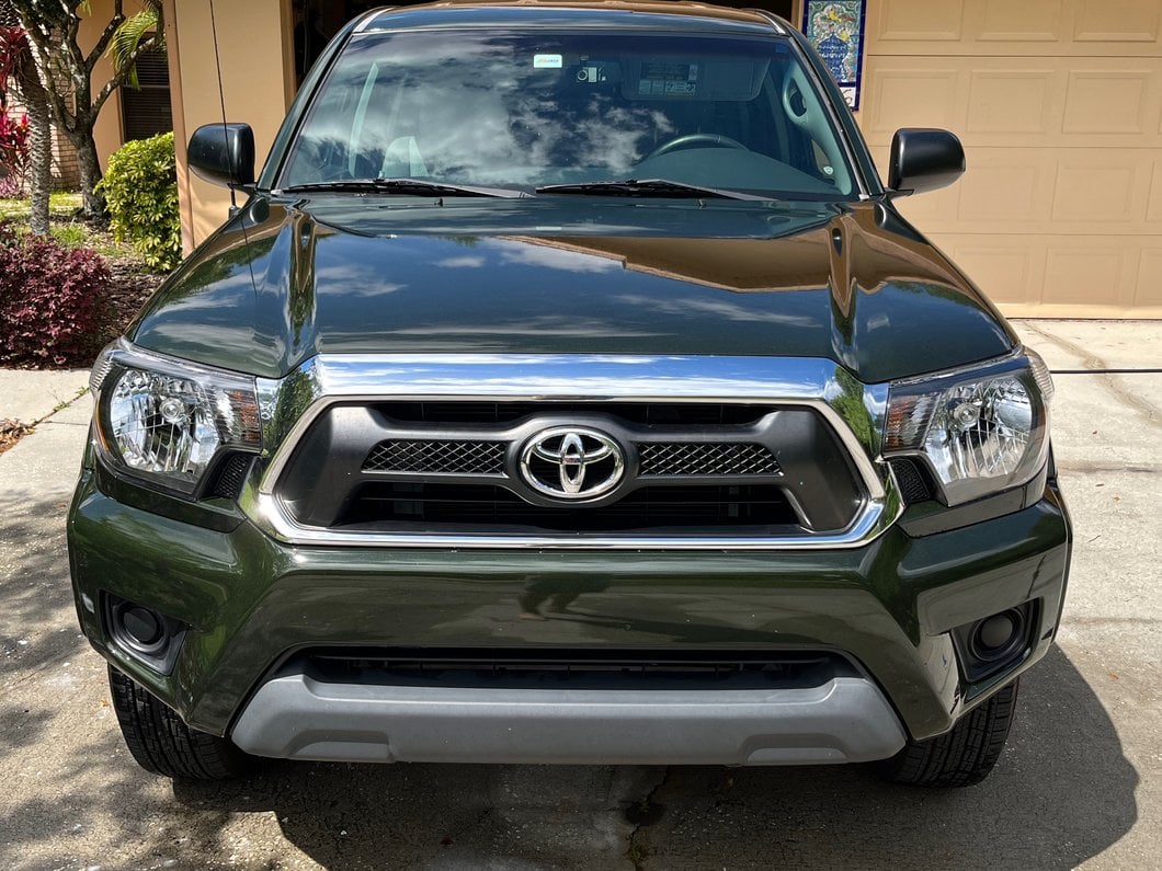 Raxiom Axial Series Headlights; Black Housing; Clear Lens (12-15 Tacoma)