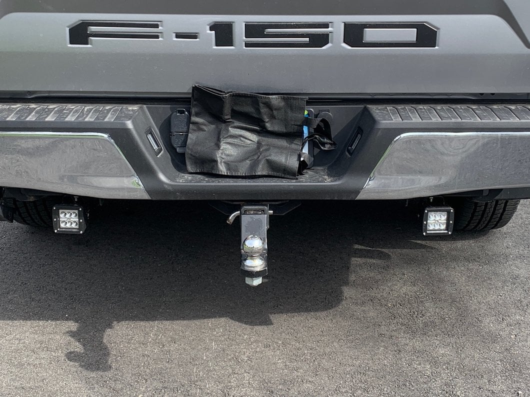 Raxiom Auxiliary/Backup Light Kit