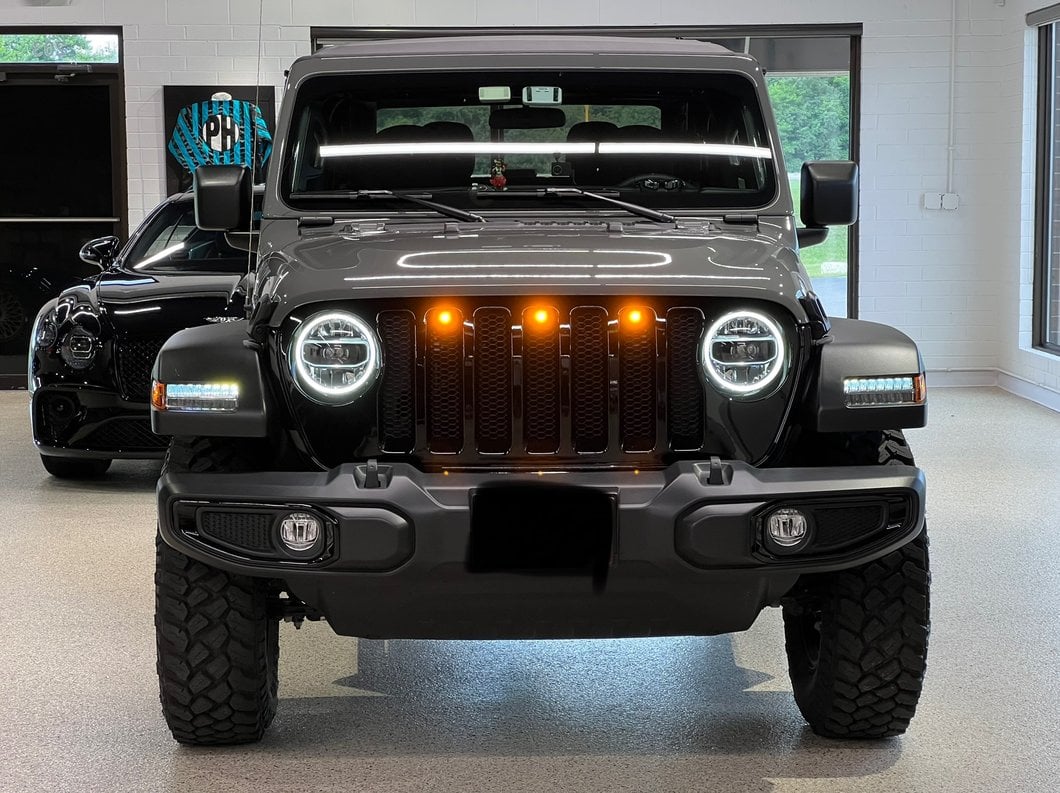 Raxiom Axial Series Sequential LED Parking/Turn Signal Lights; Chrome (18-25 Jeep Wrangler JL Sport)