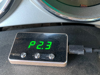 Raxiom SpeedForm Series Throttle Controller (07-16 Sierra 1500)