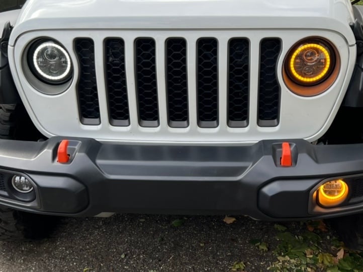 Raxiom Axial Series LED Fog Lights with Halo (20-25 Jeep Gladiator JT)