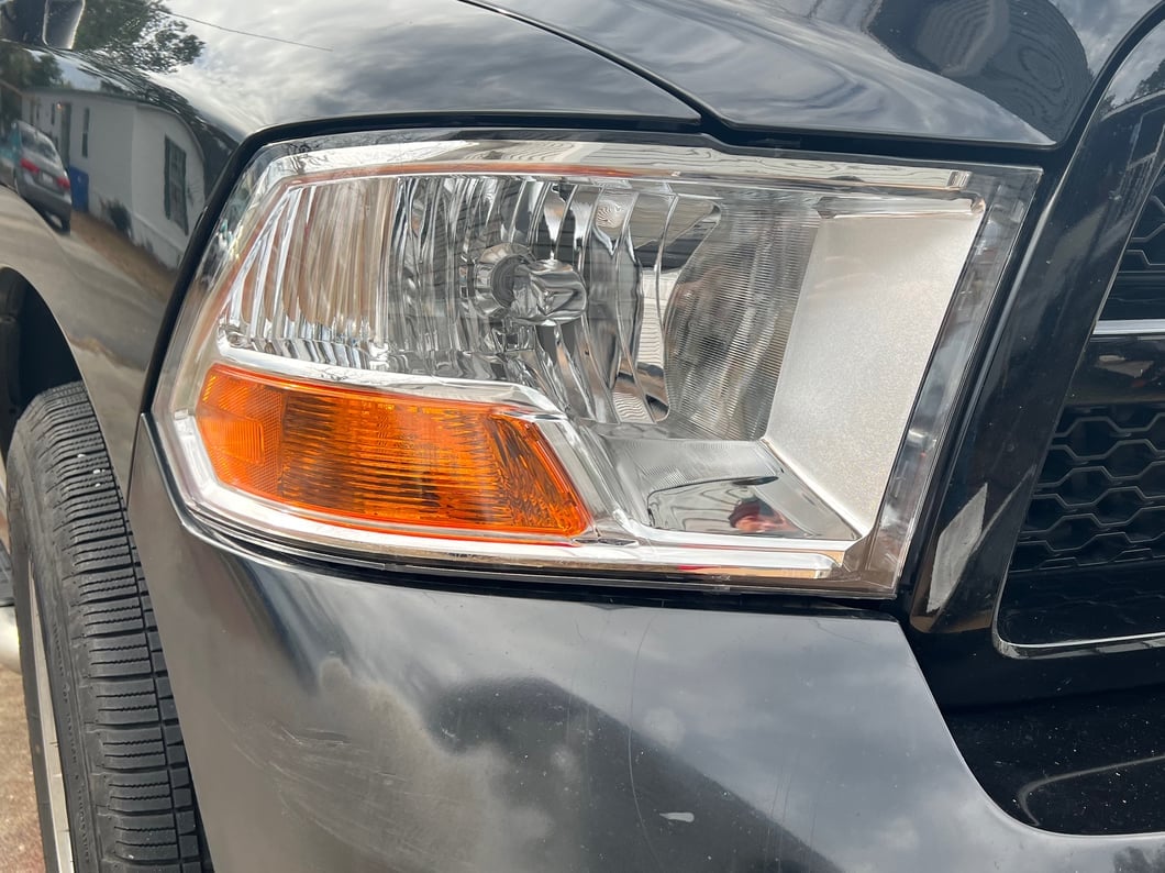 Raxiom Axial Series OEM Style Replacement Headlights with Single Bulb; Chrome Housing; Clear Lens (09-18 RAM 1500 w/ Factory Halogen Non-Projector Headlights)
