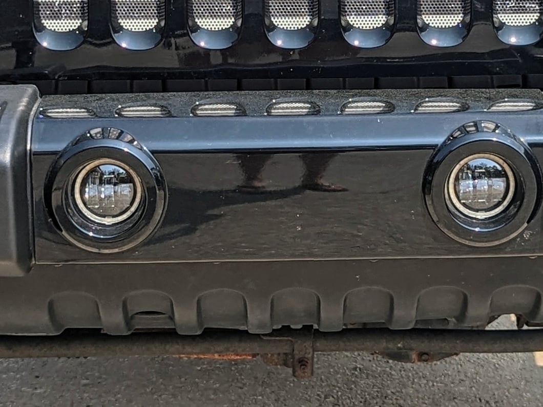 Raxiom Axial Series 4-Inch LED Devil Eyes Fog Lights with Halo (07-18 Jeep Wrangler JK)