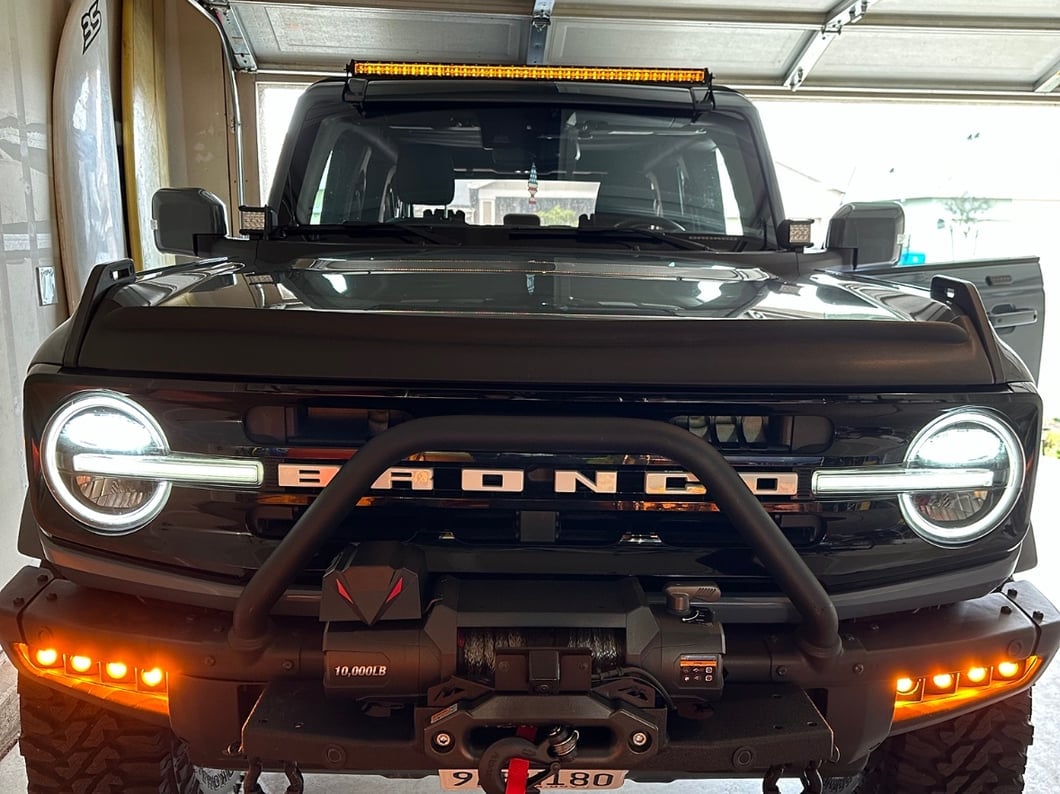 Raxiom Axial Series 40-Inch 240w White/Amber Combo LED Light Bar with Windshield Mounting Brackets (21-25 Bronco)