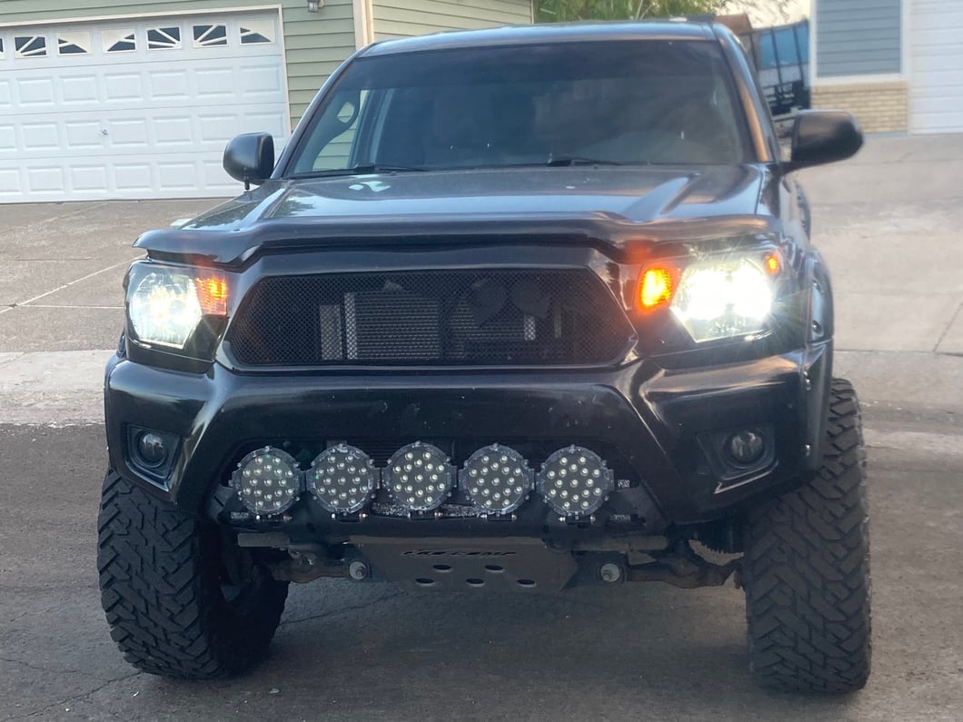 Raxiom Axial Series 6000K LED Headlight Bulbs; H4 (12-15 Tacoma)