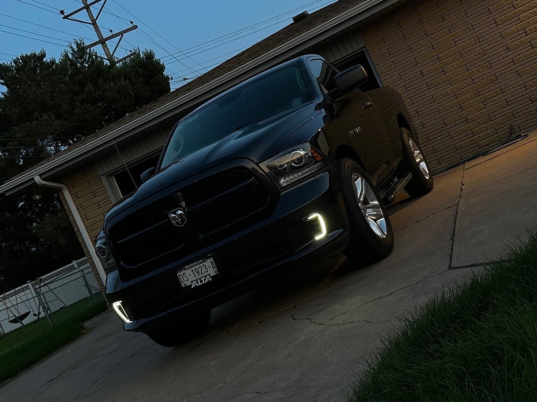 Raxiom Axial Series LED Fog Lights with LED DRL (13-18 RAM 1500, Excluding Rebel)