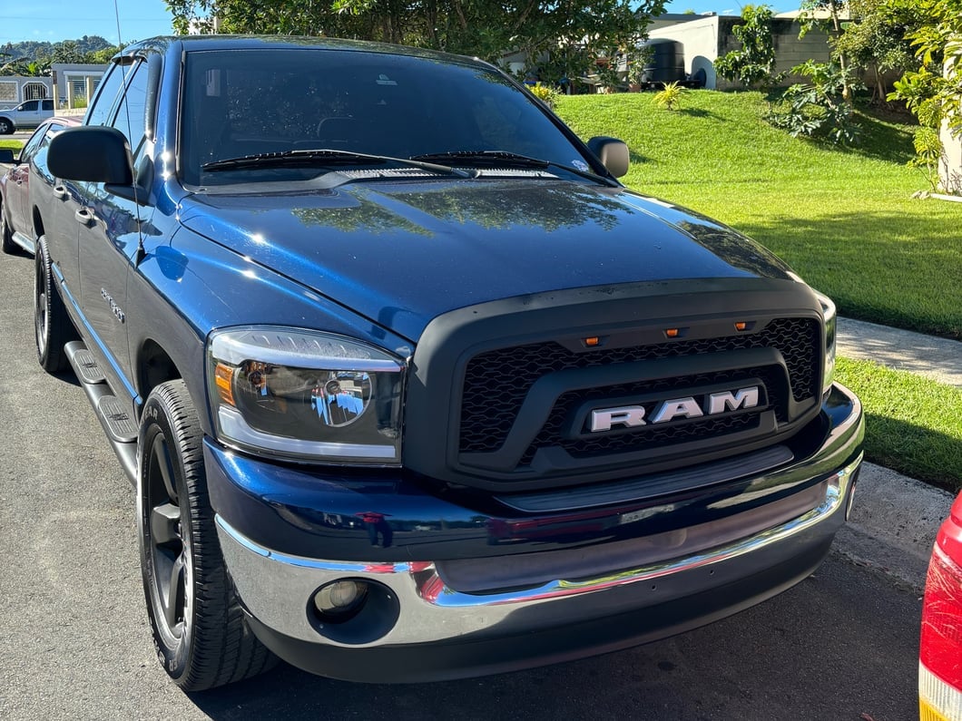 Raxiom Axial Series Headlights with Sequential LED Bar; Black Housing; Clear Lens (06-08 RAM 1500)