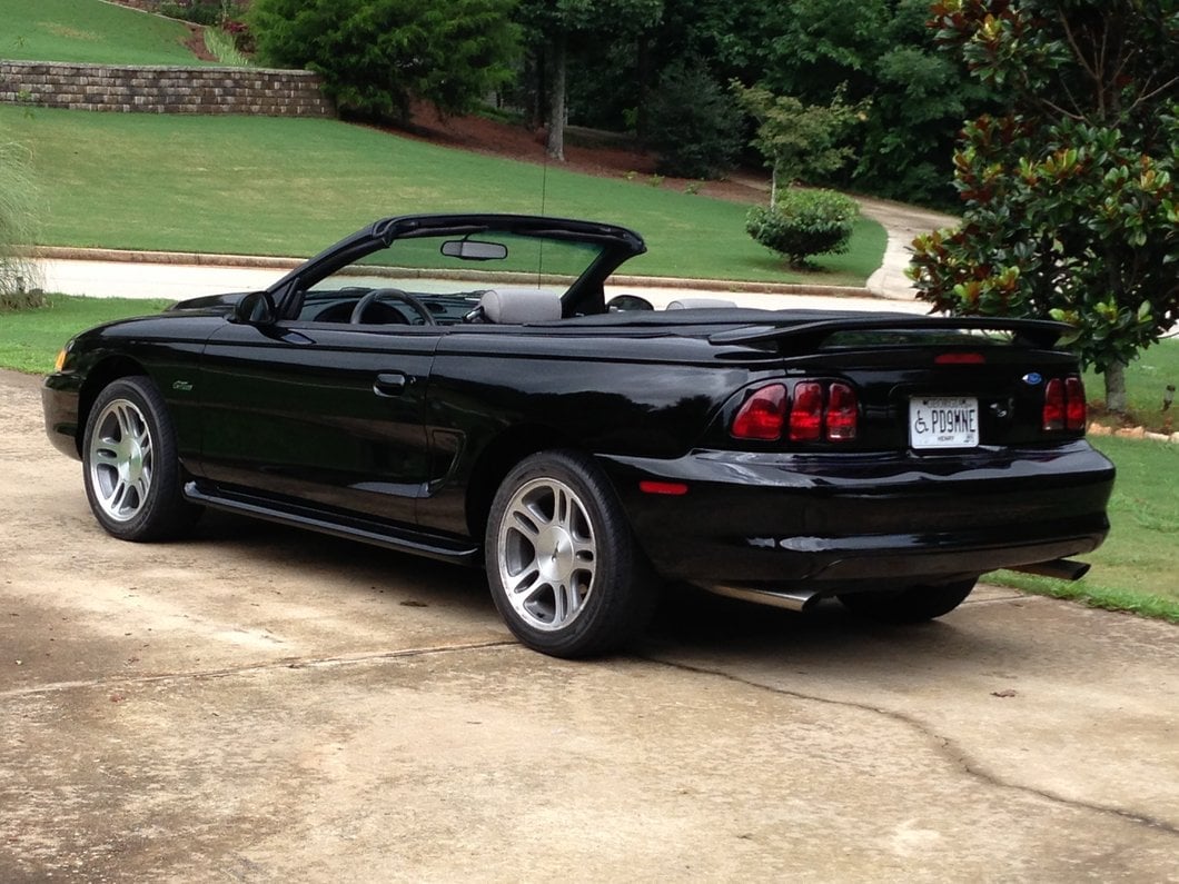Raxiom Sequential Tail Light Kit; Plug-and-Play Harness (96-04 Mustang, Excluding 99-01 Cobra)