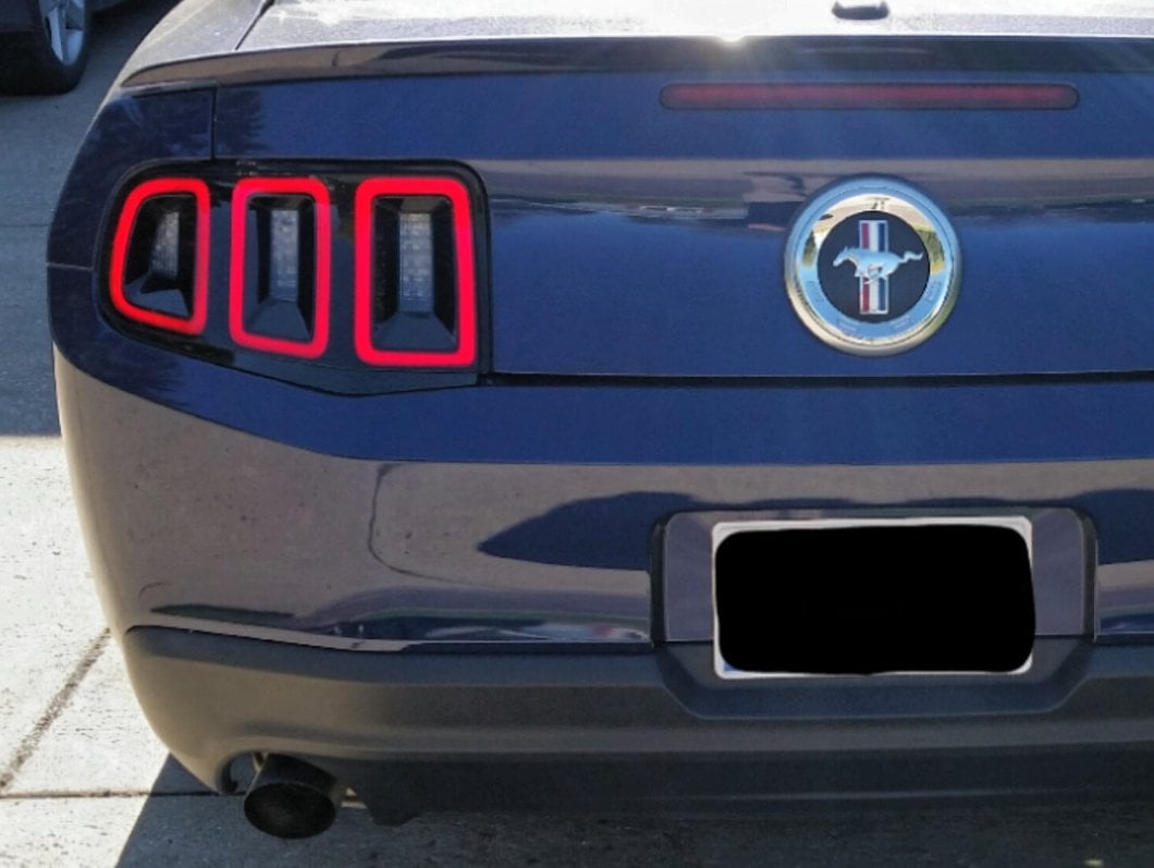 Raxiom Tail Light Conversion Trim (10-12 Mustang)