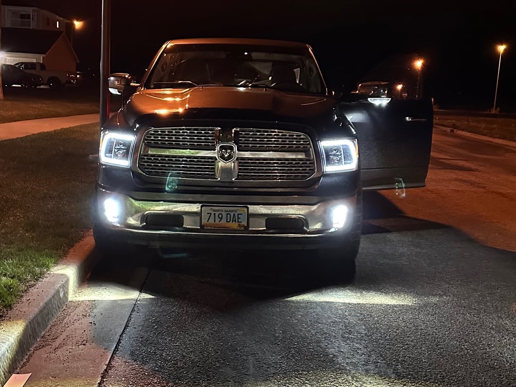Raxiom LED Halo Surround Headlights; Black Housing; Clear Lens (09-18 RAM 1500)