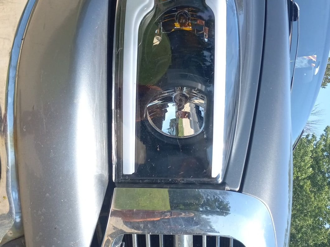 Raxiom Axial Series Headlights with Sequential LED Bar; Black Housing; Clear Lens (06-08 RAM 1500)