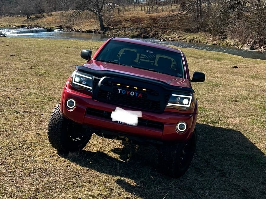 Raxiom Axial Series LED Angel Eye Fog Lights (05-11 Tacoma)