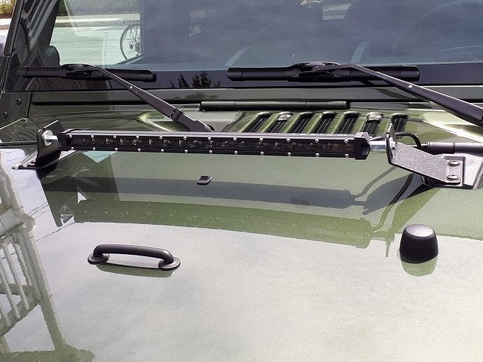 Raxiom 20-Inch Super Slim Single Row LED Light Bar; Spot/Spread Combo (Universal; Some Adaptation May Be Required)