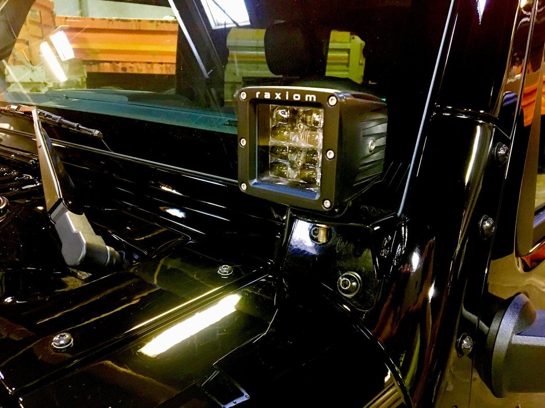 Raxiom 3-Inch 8-LED Cube Light; Combo Beam (Universal; Some Adaptation May Be Required)