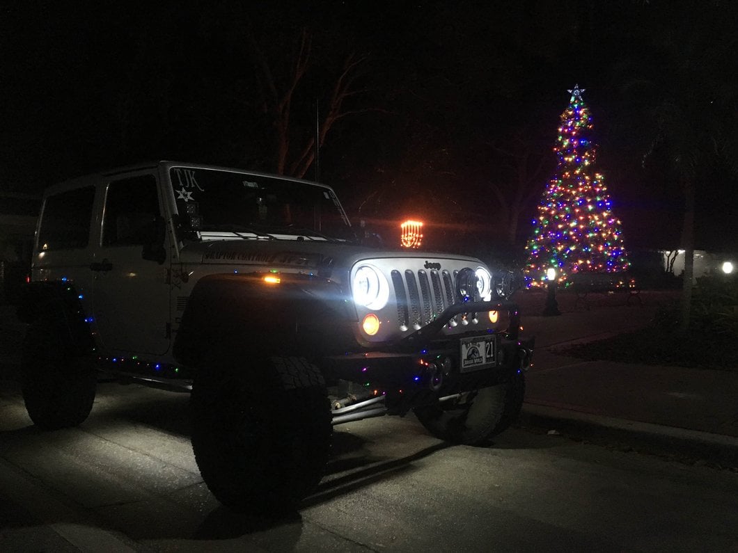 Raxiom LED Halo Headlights; Chrome Housing; Clear Lens (07-18 Jeep Wrangler JK)