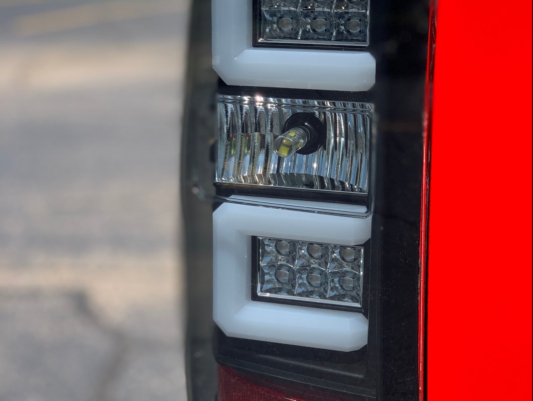 Raxiom Axial Series 410 Lumen Backup Light LED Conversion Kit; 921 XP50 (14-18 Silverado 1500)