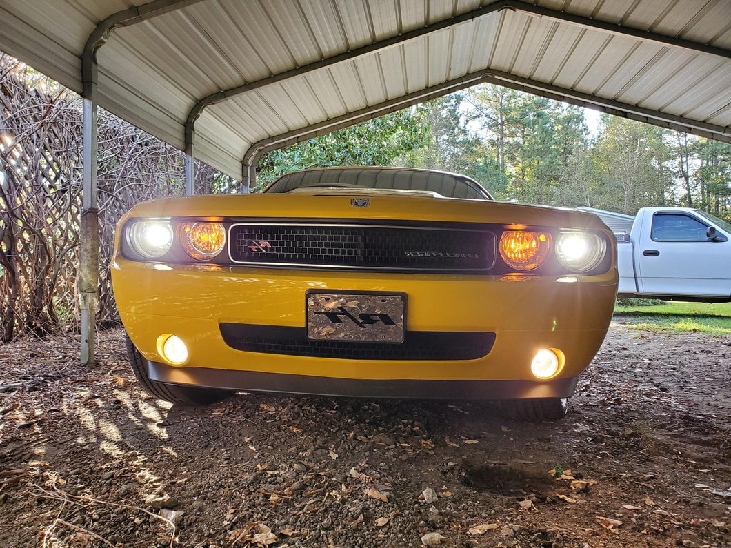 Raxiom Elite Fog Light Bulbs; H10 (08-10 Challenger)