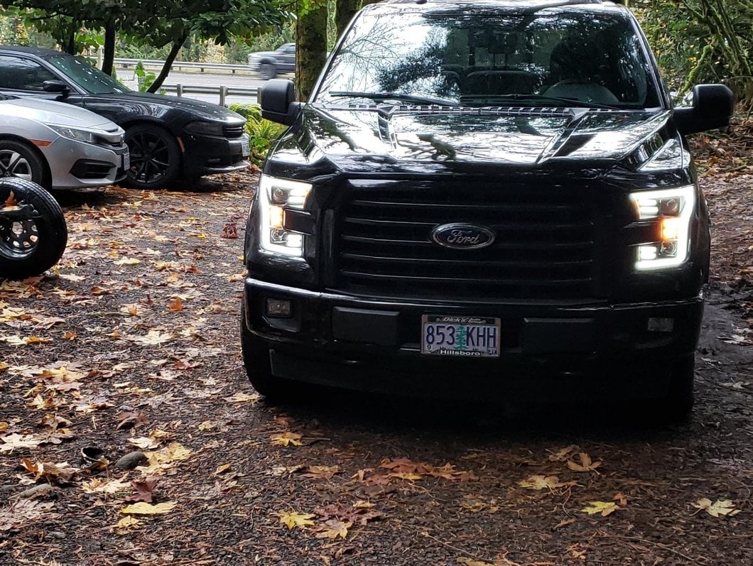 Raxiom G3 Projector Headlights with LED Accent; Black Housing; Clear Lens (15-17 F-150 w/ Factory Halogen Headlights)
