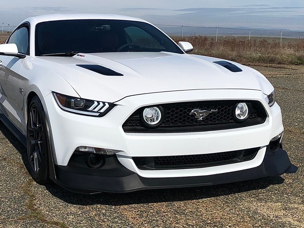 Raxiom Projector Headlights for OEM HID Bulbs; Black Housing; Clear Lens (15-17 Mustang; 18-22 Mustang GT350, GT500)