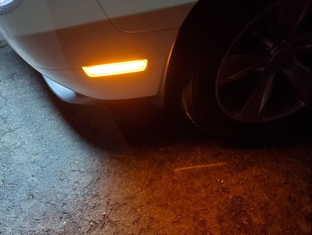 Raxiom Axial Series LED Side Marker Lights; Clear (08-14 Challenger)