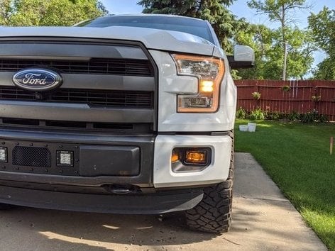 Raxiom Axial Series LED Fog Lights with Integrated Turn Signals (15-20 F-150, Excluding Raptor)