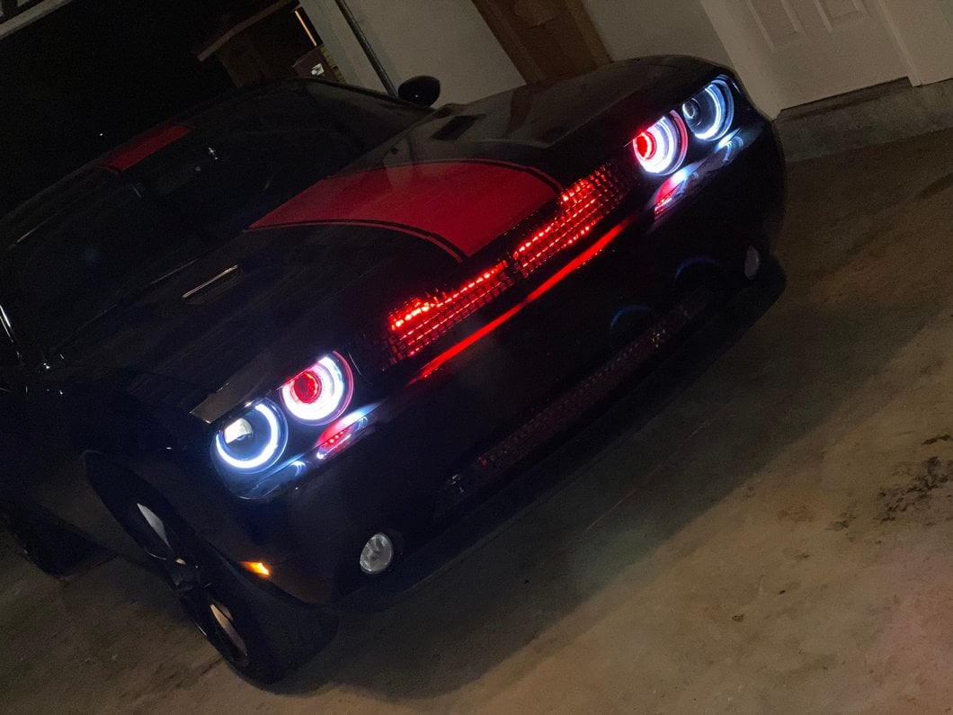 Raxiom Halo Projector Headlights with Sequential Turn Signals; Black Housing; Clear Lens (08-14 Challenger w/ Factory Halogen Headlights)