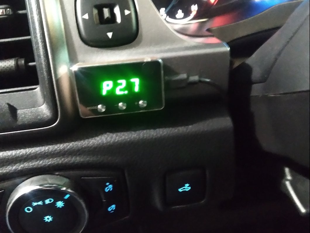 Raxiom SpeedForm Series Throttle Controller (19-25 Ranger)