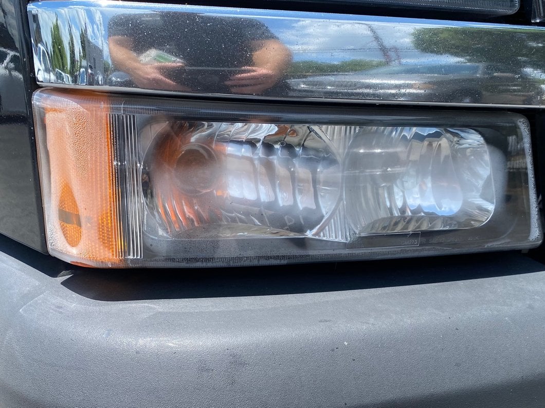Raxiom Axial Series Euro Headlights; Black Housing; Clear Lens (03-06 Silverado 1500)